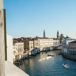 Ai Santi Apostoli 3* Venezia